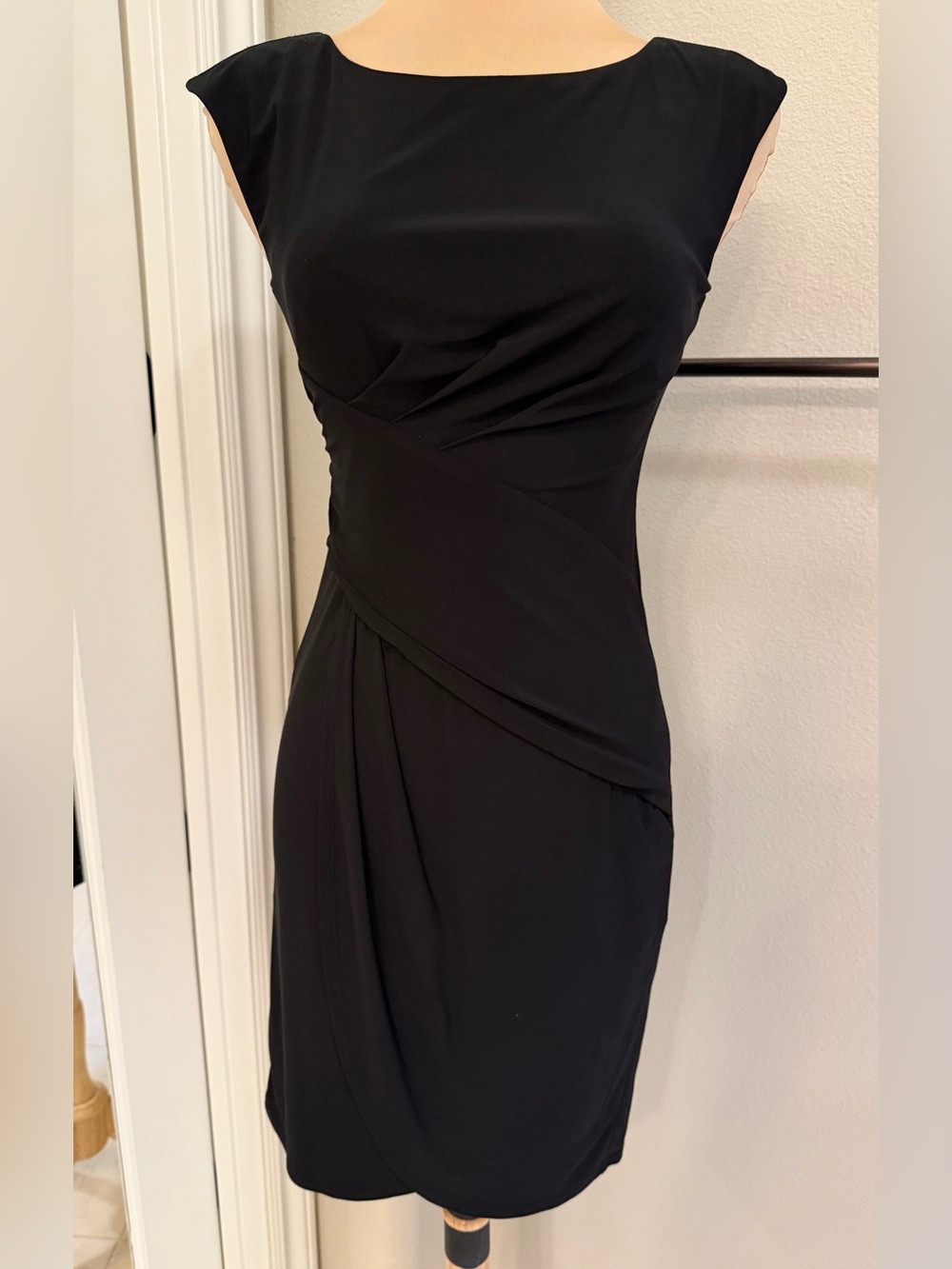 Eliza J Black Ruched Faux Wrap Sheath Cocktail Dress Size 6
